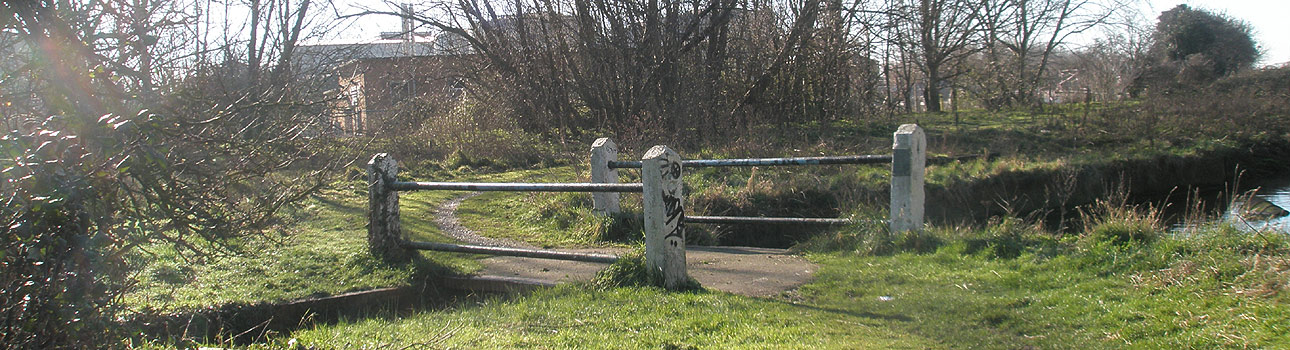 Havant - Photo by Basher Eyre | Havant web design by Gethyn Jones Havant web design illustrated by this photo